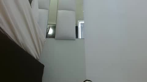 emily monrro online show from January 28, 10:34 pm