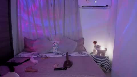 EMILY online show from January 14, 5:08 am
