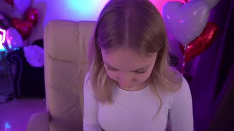 Snapshot of emilysunshines chatting on February 16, 9:16 pm  MY NAME IS Emily WELCOME EVERYONE I WILL BE HAPPY TO GIVE YOU WHAT YOU HAVE DREAMED OF FOR SO LONG online show from February 16, 9:16 pm