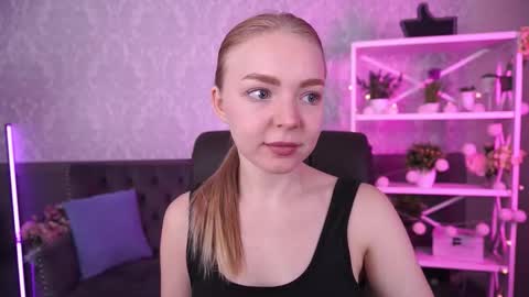 Snapshot of emilysunshines chatting on September 25, 6:53 am  MY NAME IS Emily WELCOME EVERYONE I WILL BE HAPPY TO GIVE YOU WHAT YOU HAVE DREAMED OF FOR SO LONG online show from September 25, 6:53 am
