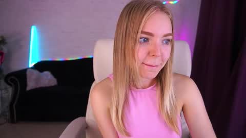Snapshot of emilysunshines chatting on September 17, 6:39 am  MY NAME IS Emily WELCOME EVERYONE I WILL BE HAPPY TO GIVE YOU WHAT YOU HAVE DREAMED OF FOR SO LONG online show from September 17, 6:39 am