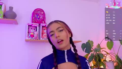 Emily Bank online show from January 31, 8:06 pm