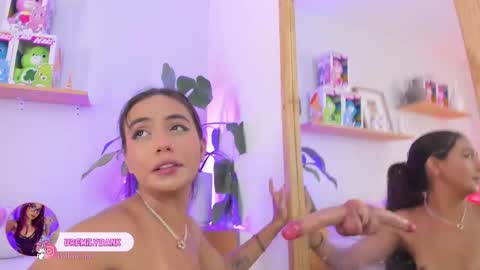 Emily Bank online show from September 26, 8:17 pm