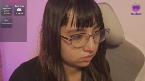 emma online show from November 7, 7:49 pm