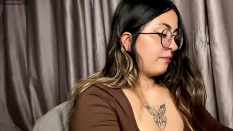 Emma Is here online show from July 30, 10:43 pm
