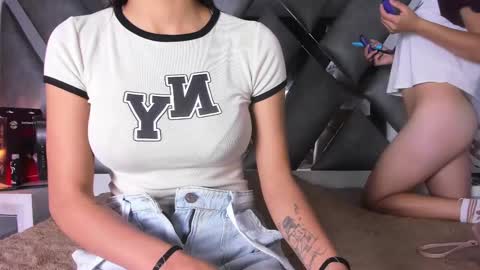 emma__js_ online show from March 5, 12:33 pm