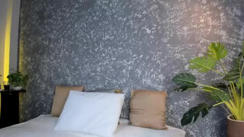 Emma online show from March 17, 7:30 pm