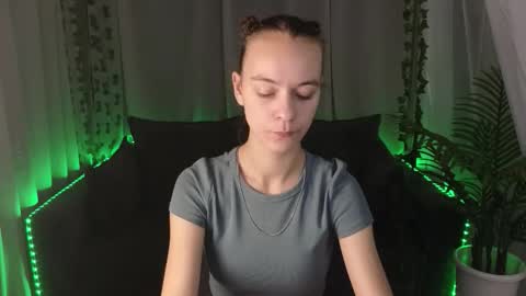 emma_chaser online show from December 17, 1:45 am