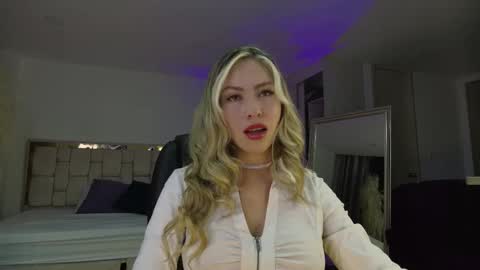 emma coronel online show from September 15, 11:28 pm