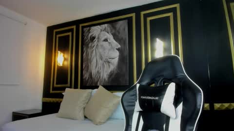 E M M A online show from February 15, 2:25 am