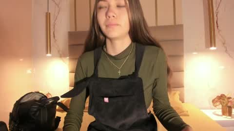 emma_jhoons online show from March 29, 10:28 am