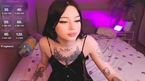 emma_kirks online show from January 14, 3:53 pm