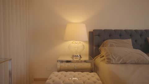 emma_lu1 online show from August 8, 3:44 pm