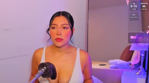   online show from March 17, 11:48 am