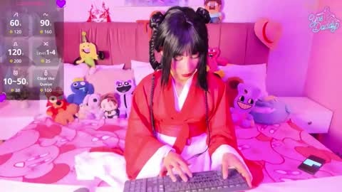 Emma online show from February 24, 8:12 pm