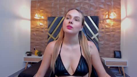 EMMA online show from October 28, 6:31 pm