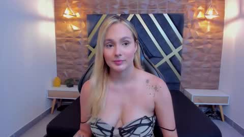 EMMA online show from December 5, 6:49 pm