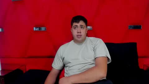 EmmaAndDemon online show from February 9, 2:31 pm