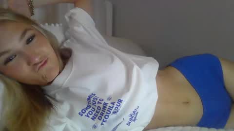 Emmaxbrooksxo online show from February 28, 5:00 am