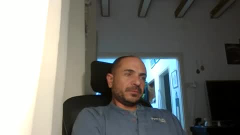 Ariel online show from March 3, 10:52 pm