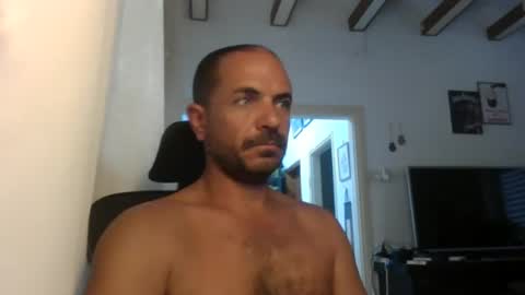 Ariel online show from October 13, 5:42 am