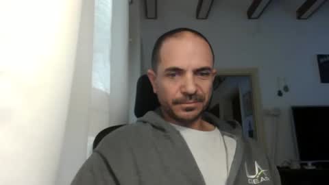 Ariel online show from January 9, 5:44 am