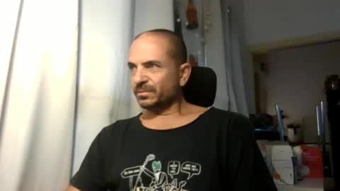 Ariel online show from June 17, 3:44 am