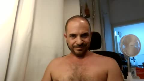 Ariel online show from June 10, 5:12 pm