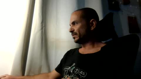 Ariel online show from June 18, 3:45 am