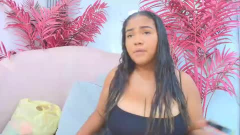 Emma online show from April 7, 2:57 am