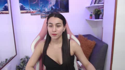 Emma  online show from March 9, 1:35 am