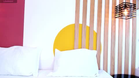 emmanaughty_ online show from November 5, 10:12 pm