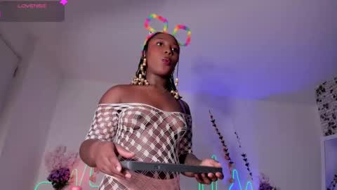 Sara online show from October 17, 11:25 am