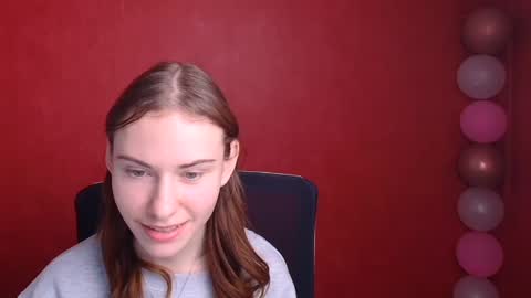 Emmi online show from February 26, 3:32 pm