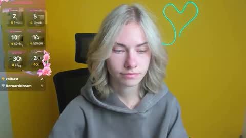 Emmi online show from October 22, 5:54 am