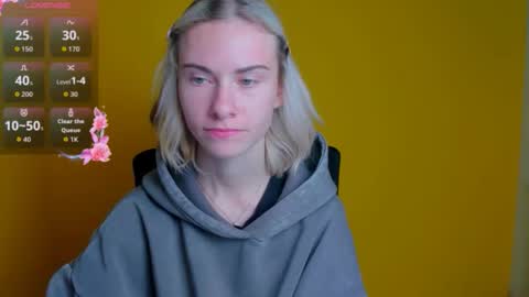 Emmi online show from October 10, 6:52 am