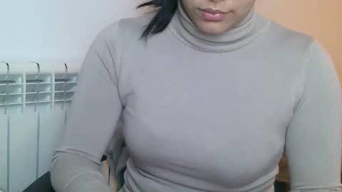 emmie online show from December 15, 8:21 am