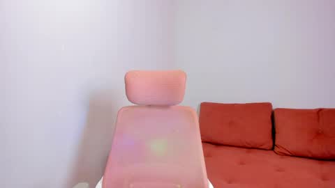 Emmi online show from March 21, 11:52 pm