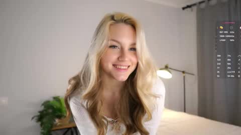 Aurora online show from October 27, 6:13 am