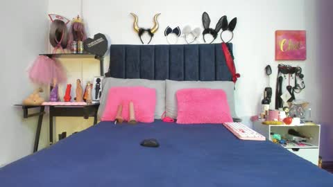          online show from March 28, 12:28 pm