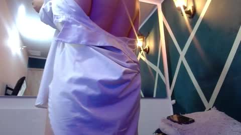 emmy_rosse10 online show from December 11, 7:57 pm