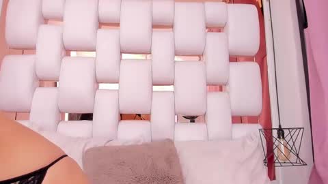 emmy online show from October 24, 7:14 pm