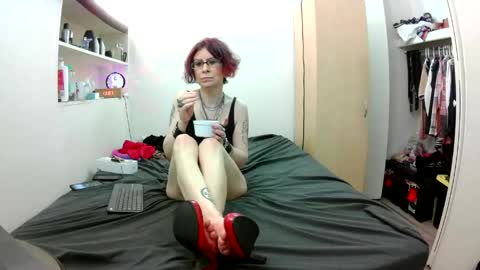 Empress Lillth online show from May 30, 6:06 pm