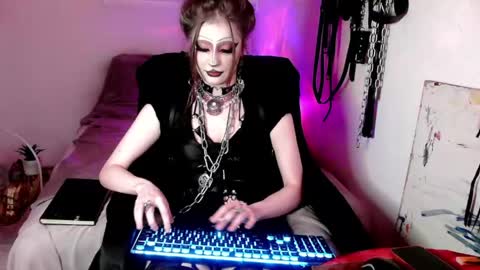 Morrigan online show from March 8, 2:43 pm