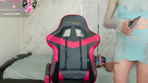 Emy online show from April 12, 4:22 pm