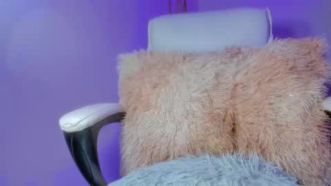 Emy online show from February 7, 10:08 am