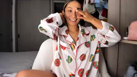 Snapshot of emyconneer chatting on January 29, 2:09 am emyconneer online show from January 29, 2:09 am