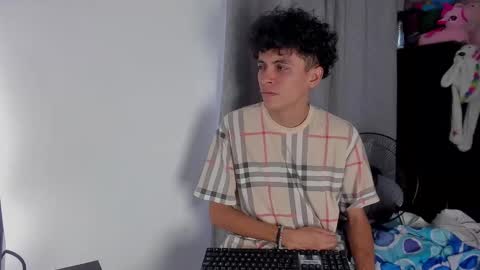 Salo online show from April 2, 5:42 pm