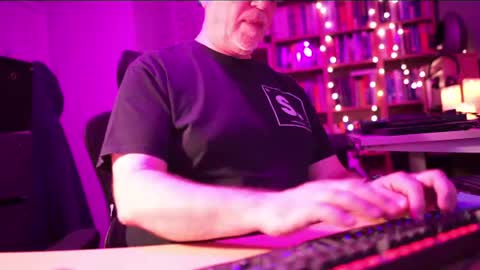 uk online show from June 20, 12:06 am