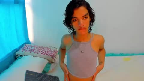 engel20042001 online show from December 29, 1:49 pm